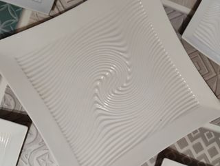 Platos porcelana blancos 