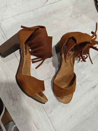Sandalias tacón alto camel