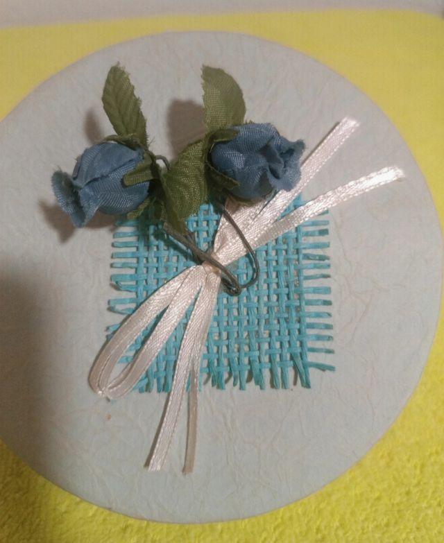 Joyero flores azul y blanco