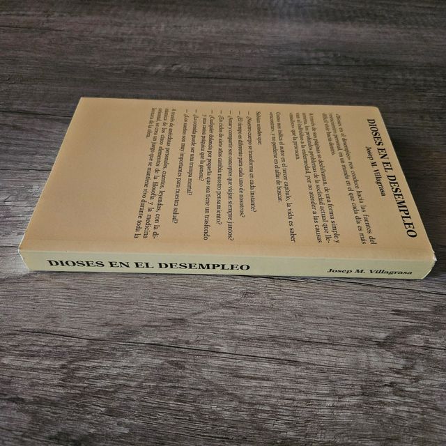 DIOSES EN EL DESEMPLEO