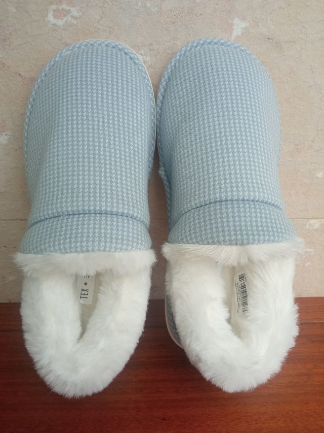 Zapatillas de casa azules