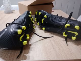 Botas Nike Mercurial talla 40