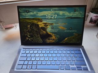Como nuevo - Portátil ASUS Zenbook - AMD Ryzen 7