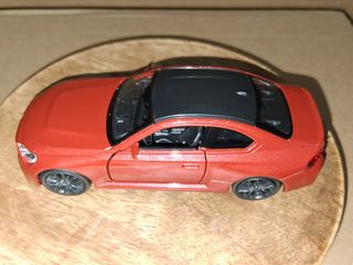 BMW M2 Welly 1:43 Rojo