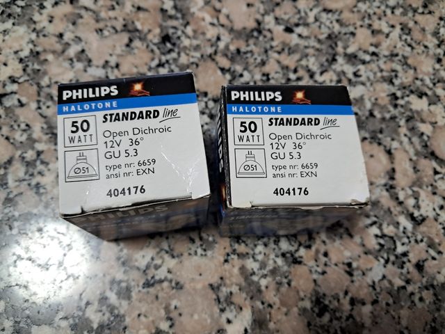 2 Focos halógenos Philips Halotone