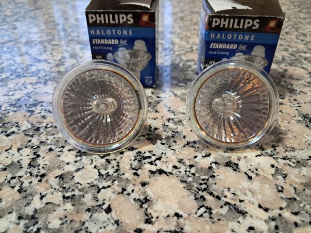 2 Focos halógenos Philips Halotone
