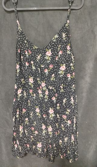 Vestido negro estampado flores