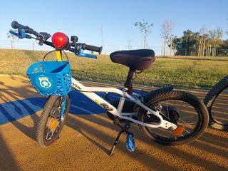 Bicicleta infantil BTWIN Astronaut 500