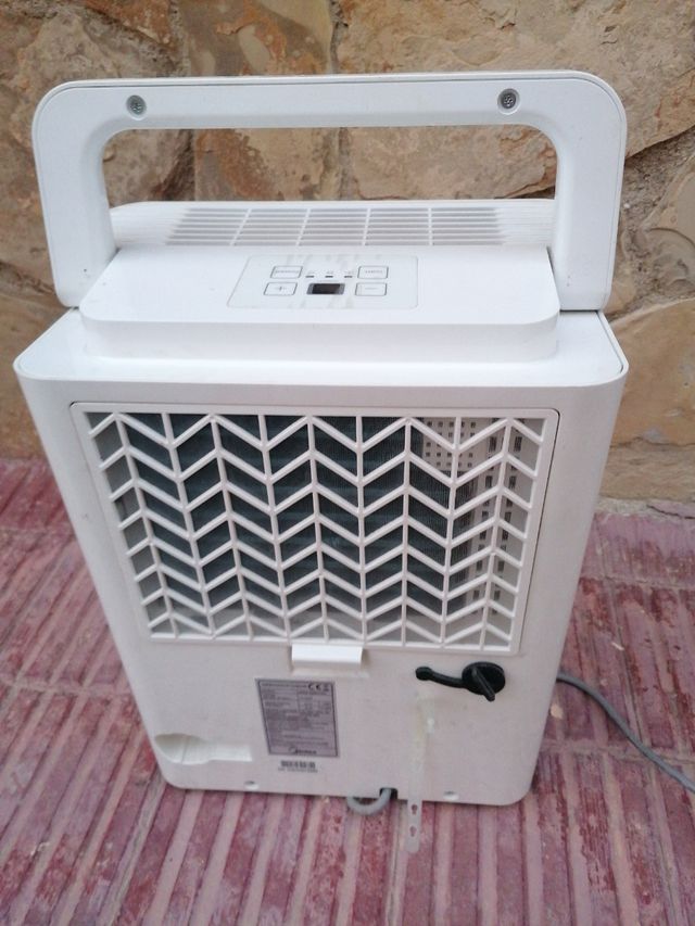 Deshumidificador Midea blanco
