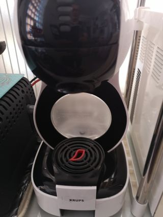 Cafetera Dolce Gusto usada