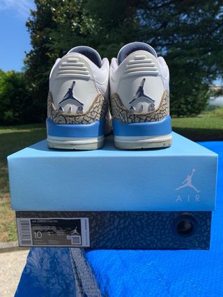 Jordan 3 Retro UNC - Scarpe Usate
