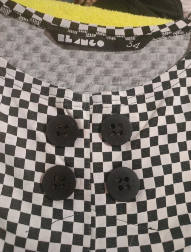 Vestido blanco y negro cuadros