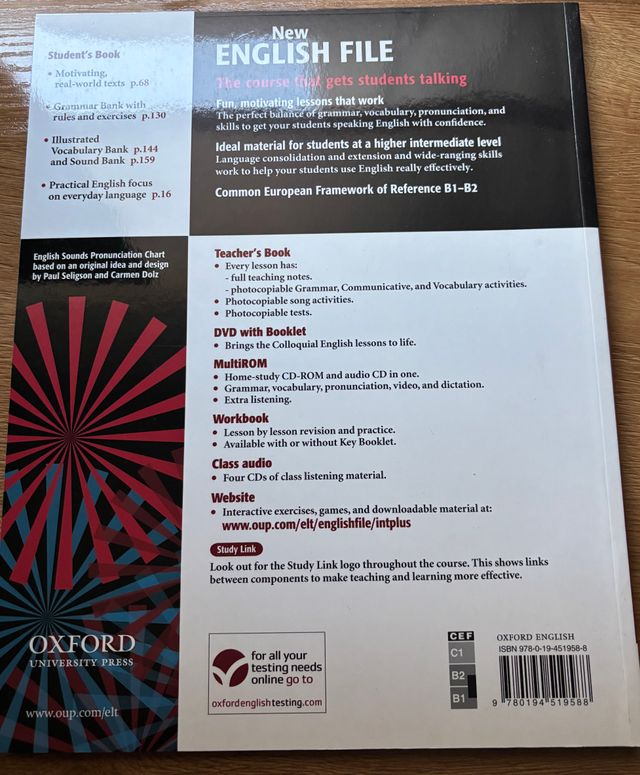 New English File Intermediate Plus. Student's Book