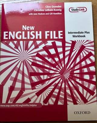 New English File Intermediate Plus. Student's Book