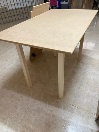 Mesa camilla beige de madera