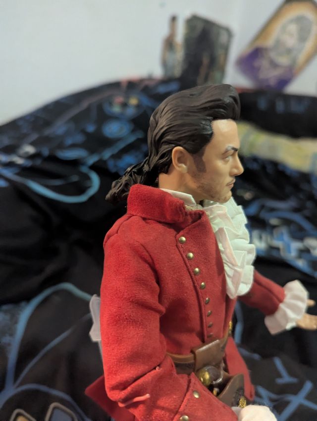 Figura Bella y Bestia - Gastón -