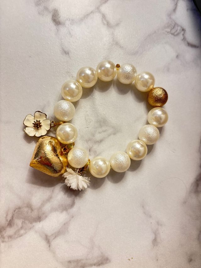 Bracciale perle oro bianco - cuore fiore