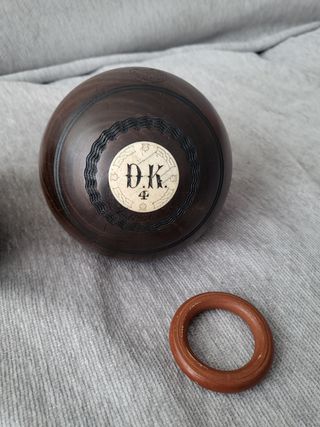 Bolas antiguas de bolos en madera maciza (2) 