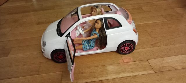 Coche Barbie Fiat 500