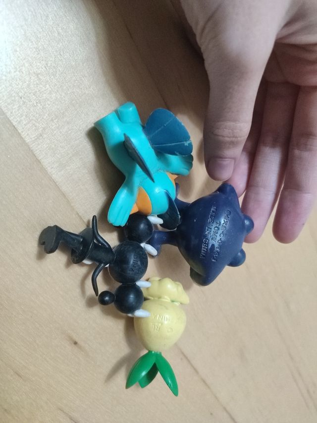 4 Figuras Pokémon