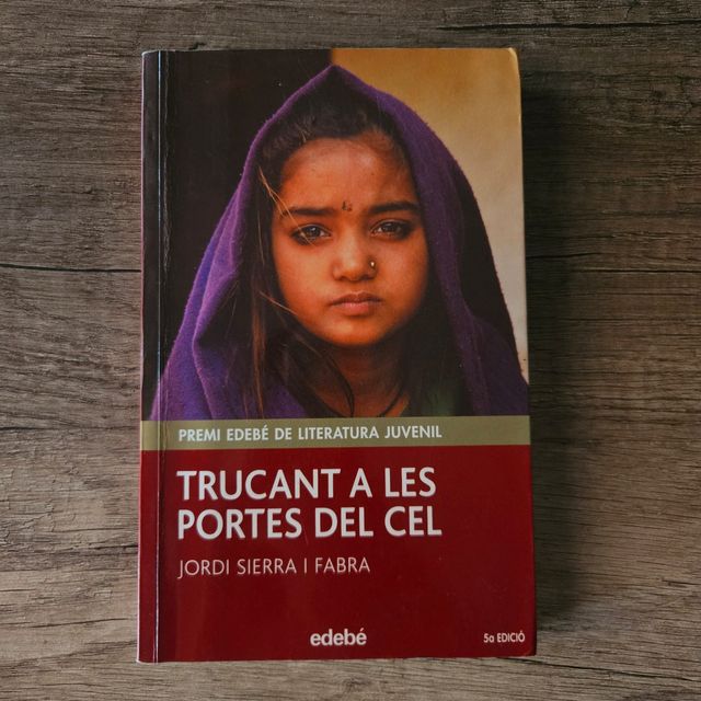 TRUCANT A LES PORTES DEL CEL