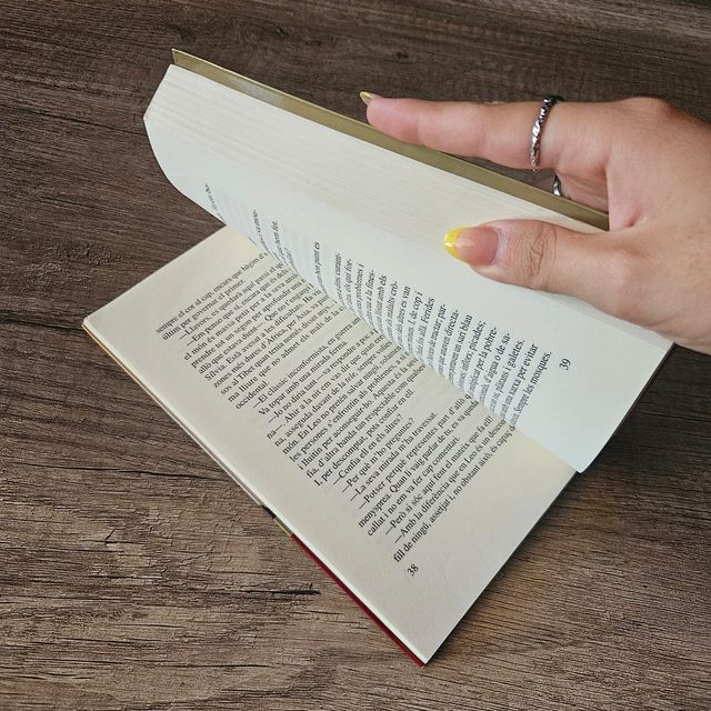 TRUCANT A LES PORTES DEL CEL