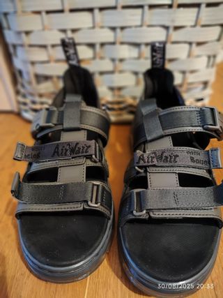 Sandalias Dr. Martens 
