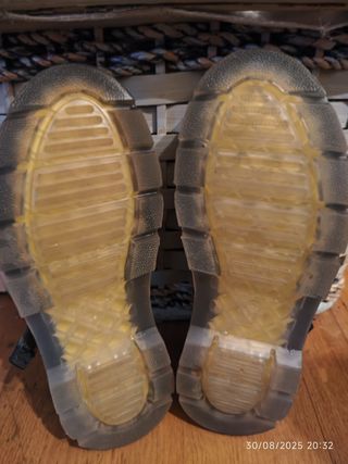 Sandalias Dr. Martens 