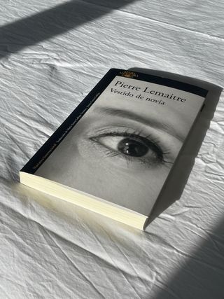 Libro ‘Vestido de novia’