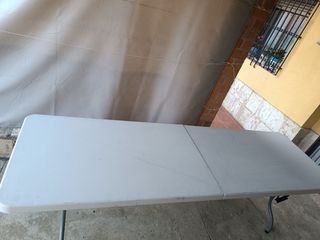 Mesa Plegable Blanca 244cm - Plástico y Metal