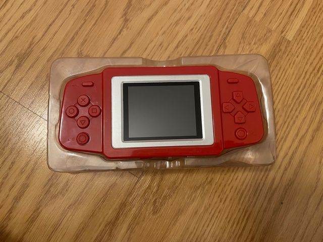 Consola Portátil Roja para Niños