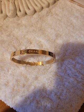 Pulsera Chanel dorada
