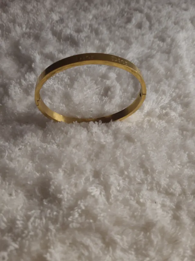 Pulsera Chanel dorada