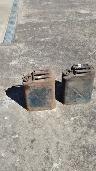 2 Taniche Benzina US Army WWII