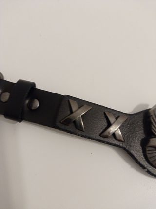 Pulsera cuero negra con águila