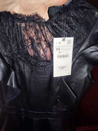 Vestido Zara cuero negro XS