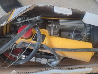 Polipasto 1300W 400/800kg