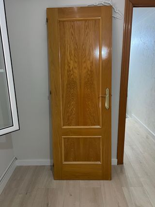 Puerta interior roble maciza