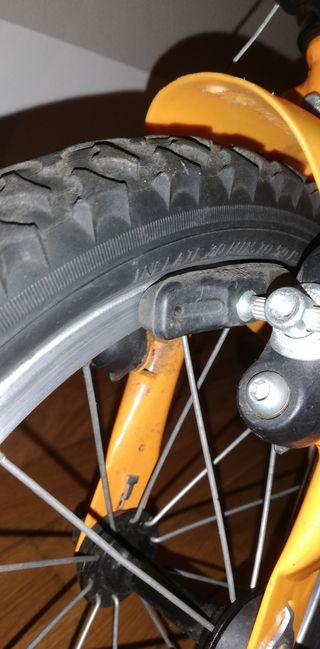 Bicicleta niño 14" Btwin
Con ruedines

