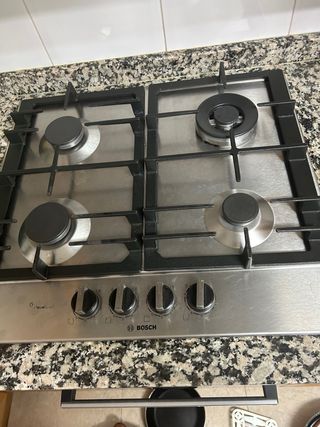 Encimera cocina gas butano Bosch 4 fuegos