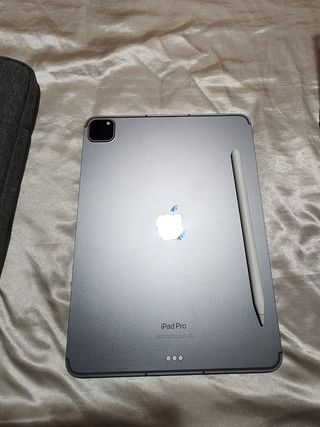 iPad Pro 11" (4ª gen) - 128GB
