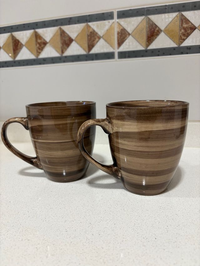2 Tazas café - Diseño madera
