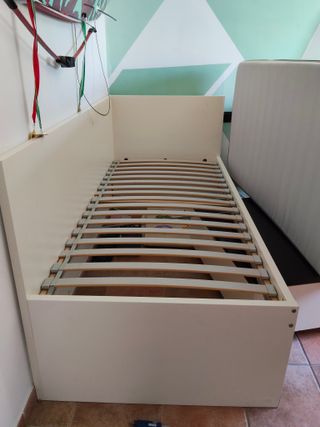 Cama 90x200cm c/colchón y cajones