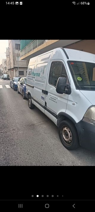 Nissan intestar