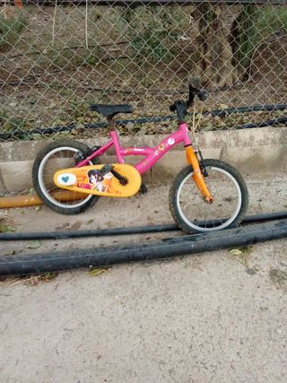 Bicicleta niña 16" usada