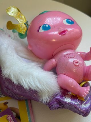 Muñeca Blinky Queen The Bellies