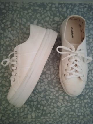 Zapatillas Victoria blancas plataforma