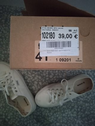 Zapatillas Victoria blancas plataforma