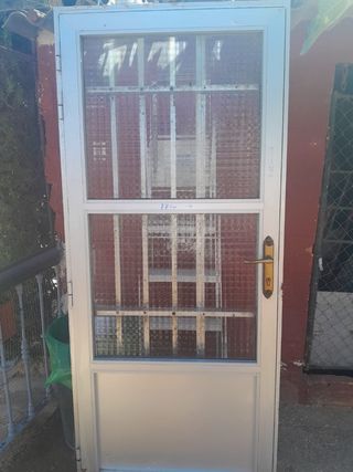 Puerta aluminio exterior