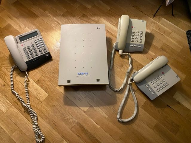 LG GDK-16 + 3 Teléfonos